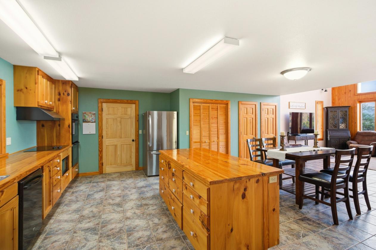 Luxury Equestrian Living on 29+ Acres with Views - photo 20