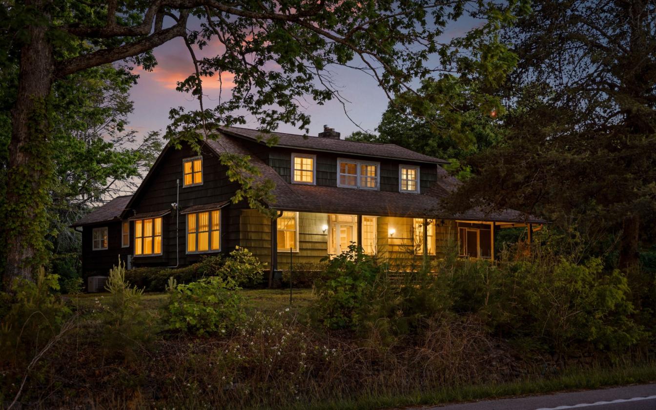 Historic Land, Barn, Home, Award Winning Schools - photo 8
