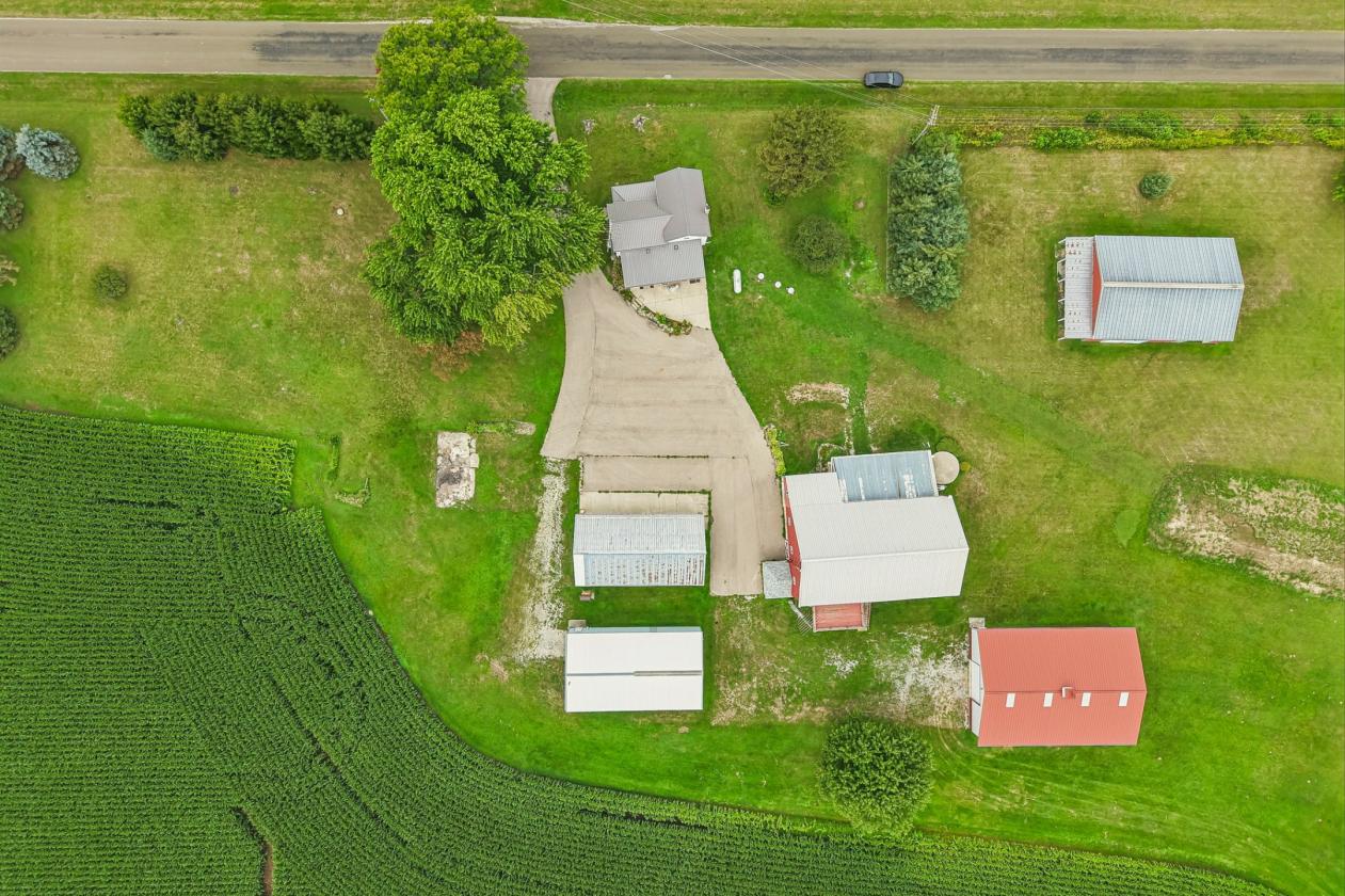 Farmette on 3+ Acres - photo 29