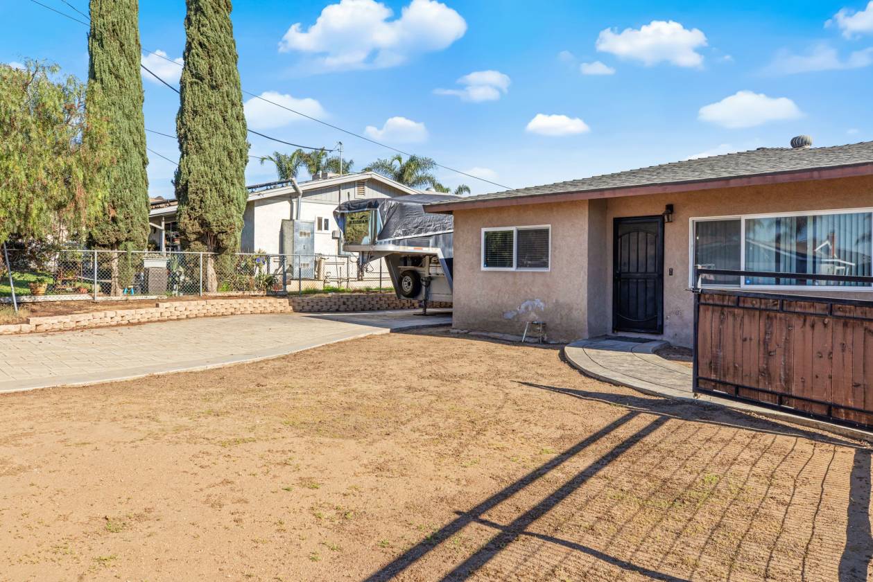 Horse Ranch w/ Arena, Barns, & RV Hookups - photo 6