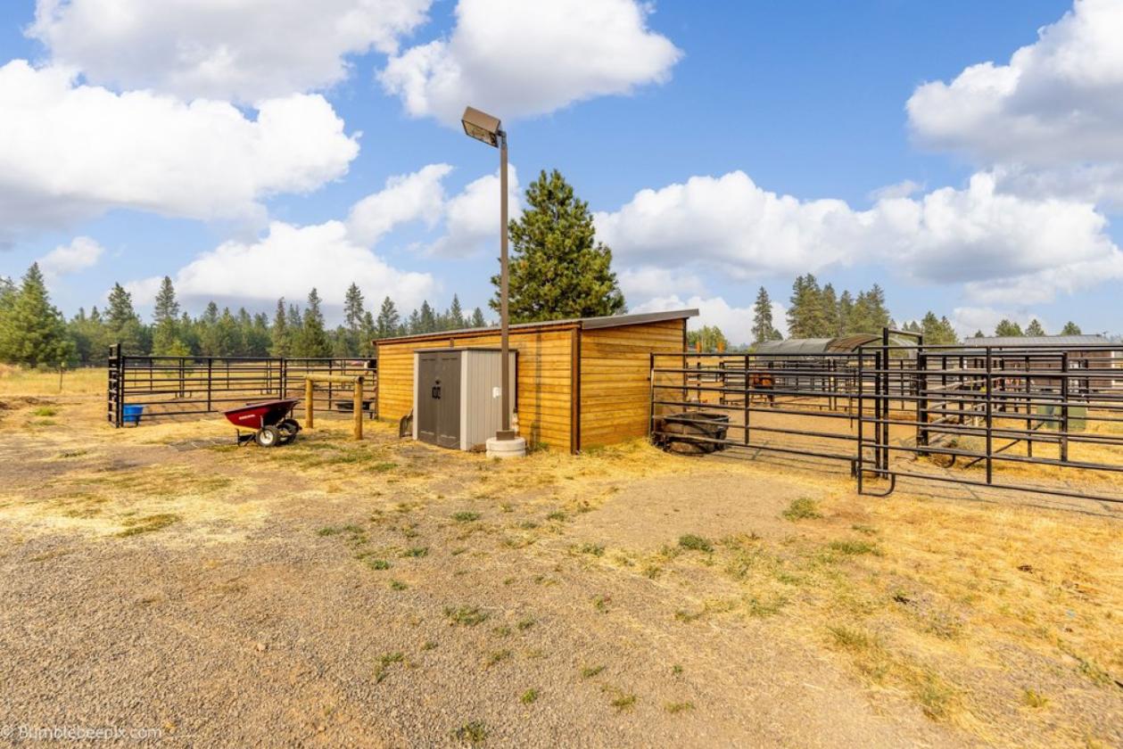 Income Producing 10 Acre Equestrian Facility - photo 13