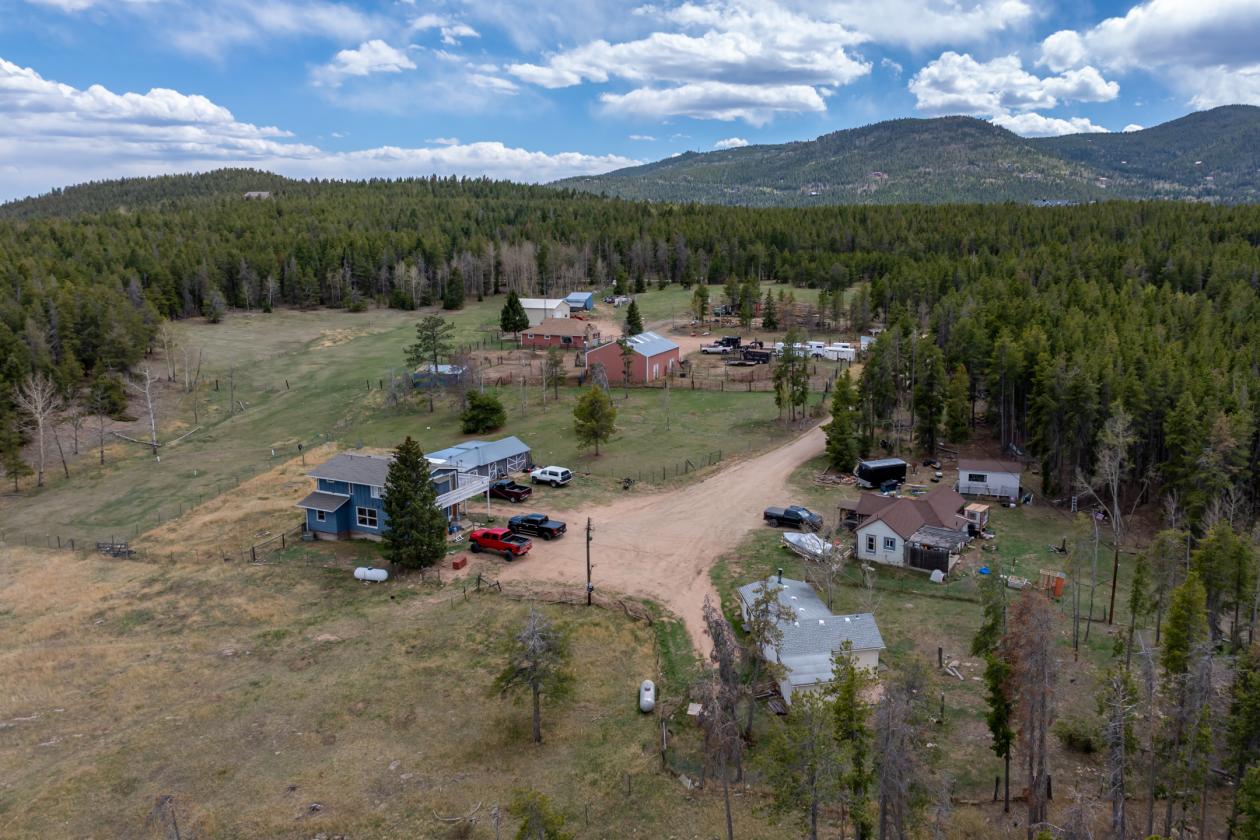 7.8 acres with 4 rentals - photo 16