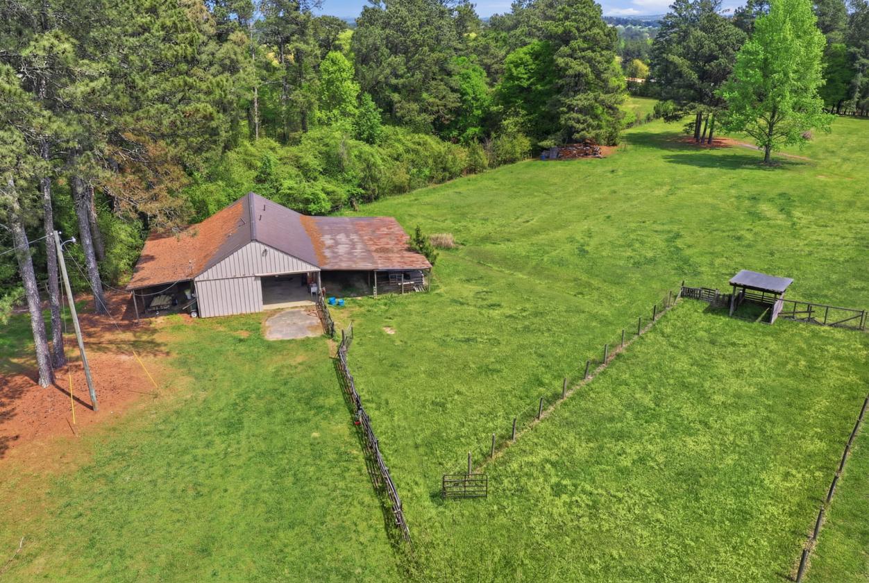 Country Living in Gwinnett County! - photo 8