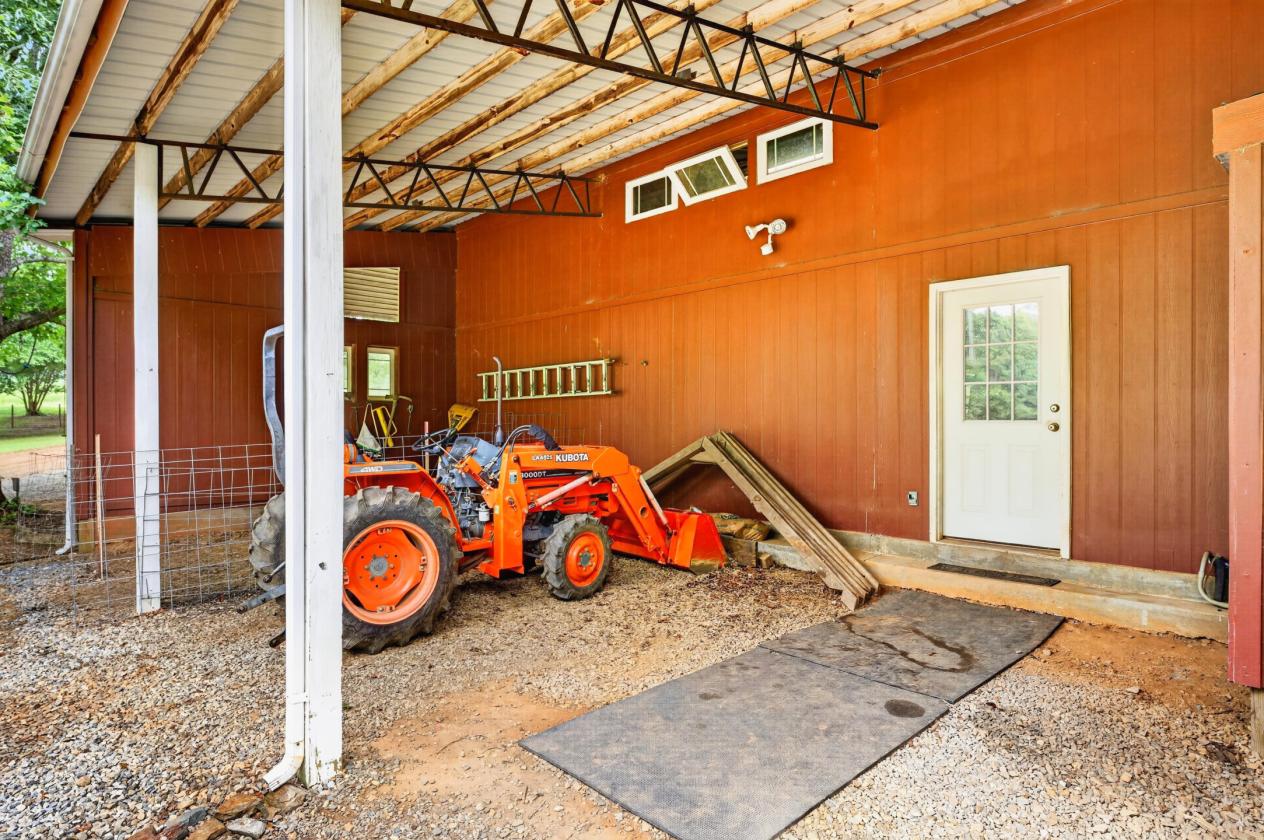 Mini Farm in Monroe County! TWO Residences! - photo 19
