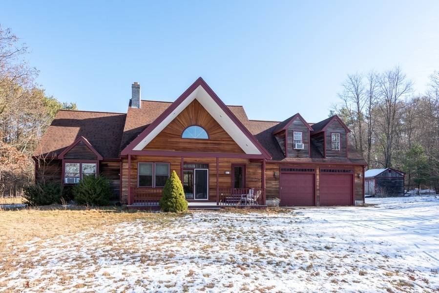 Horse property Middleborough, Plymouth County, Massachusetts Horse farm