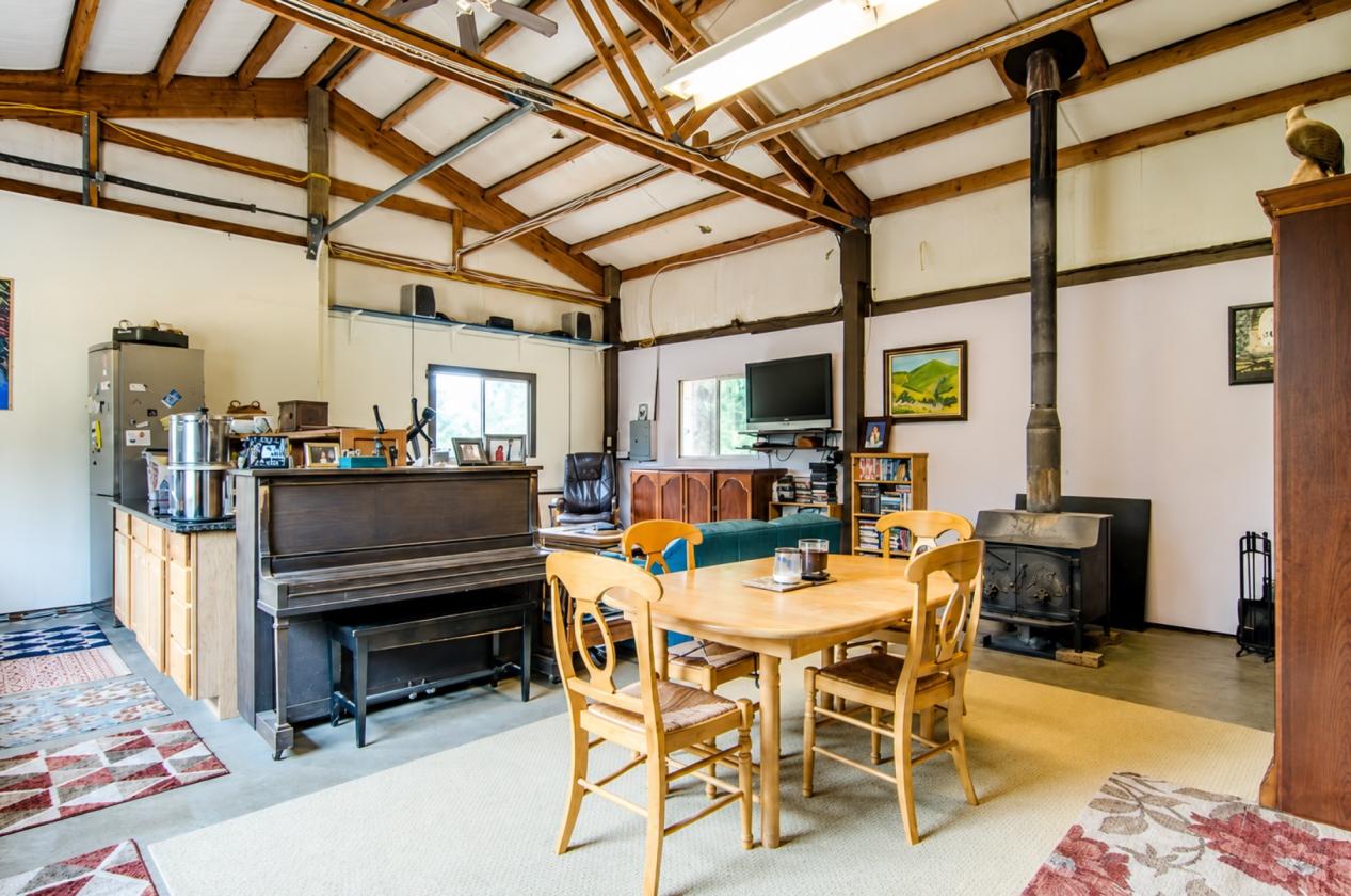 Blue Gate Farm - Equestrian Facility on 35 Acres - photo 22