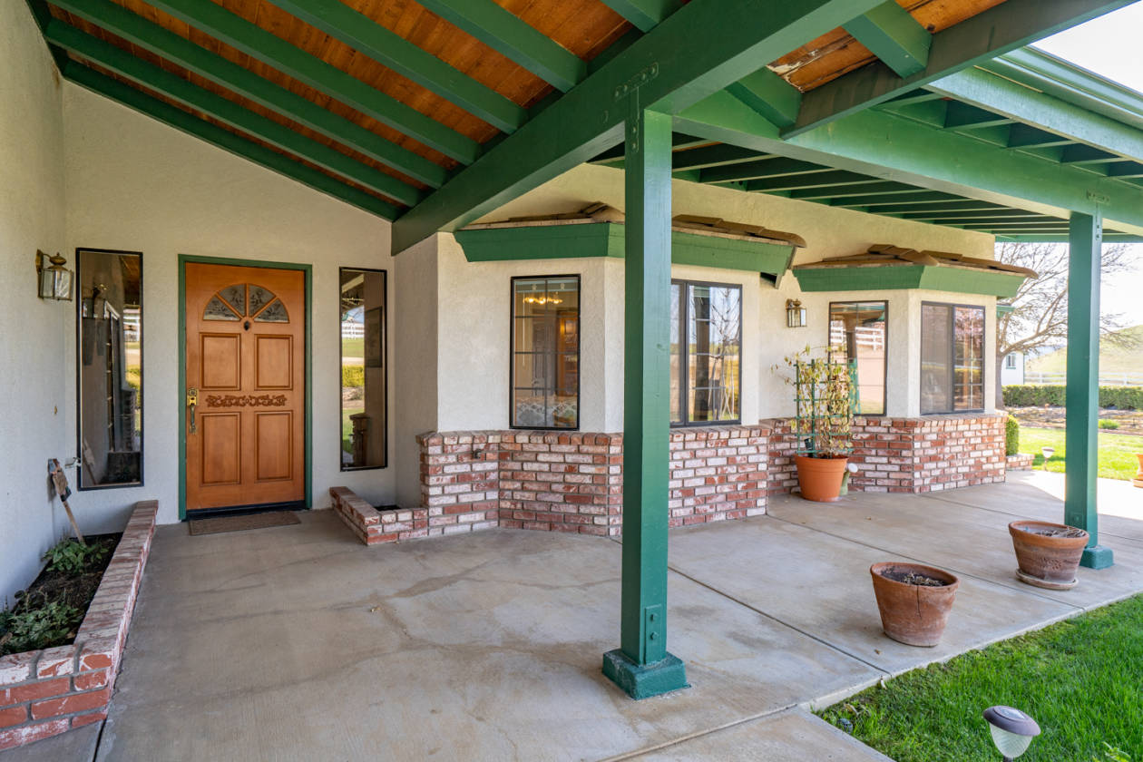 Beautiful Horse Property outside of Paso Robles Paso Robles, San Luis