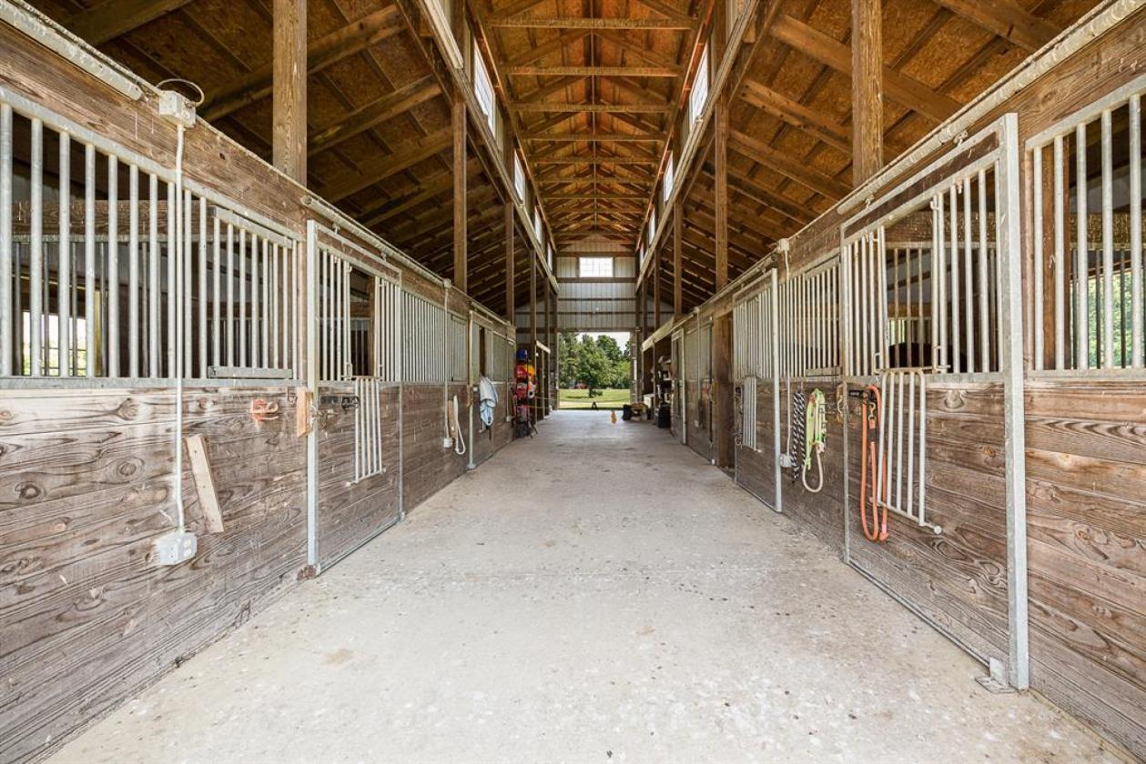 Private 25.57-acre Equestrian Property - photo 22