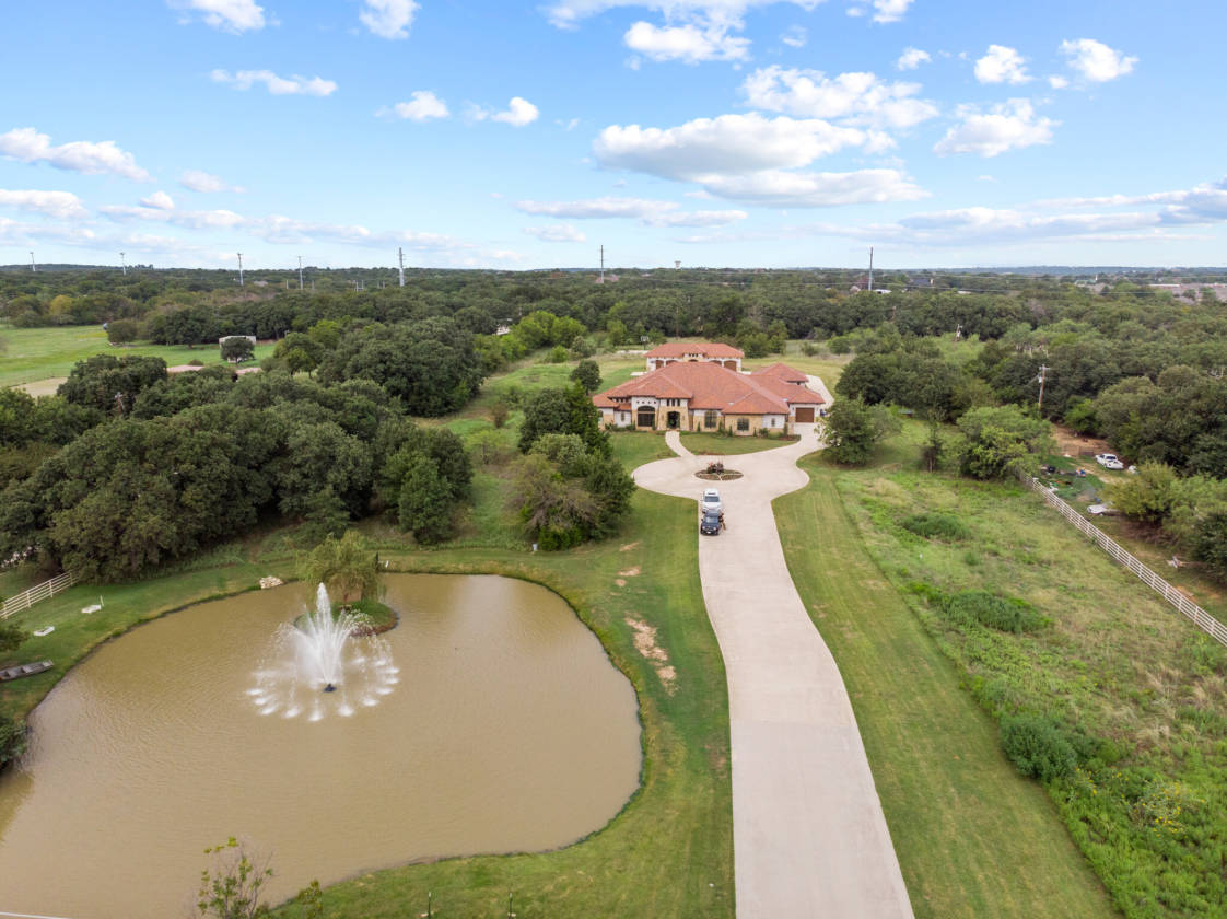 Palatial Horse Property and Retreat in Keller, TX Keller, Tarrant