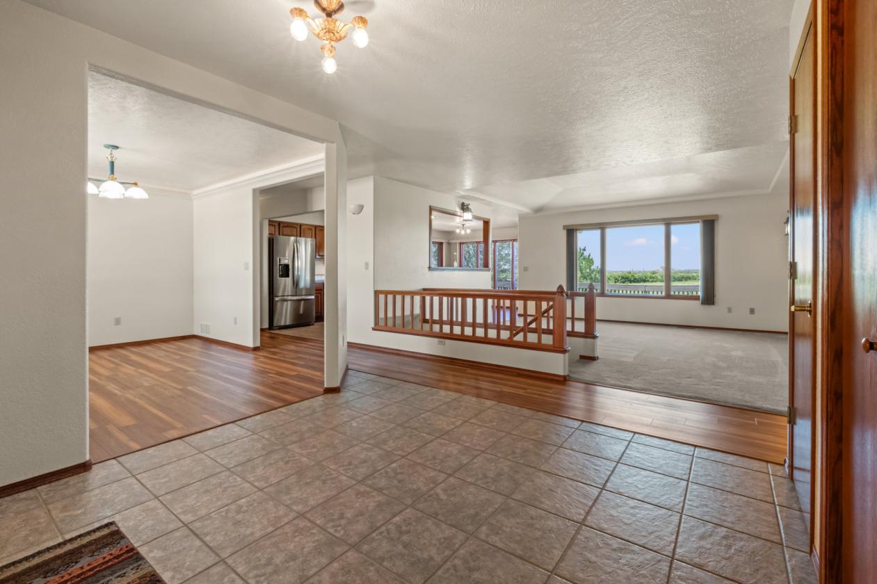Excaliber Ranch: A Hillside Haven of Legacy and Land - photo 15