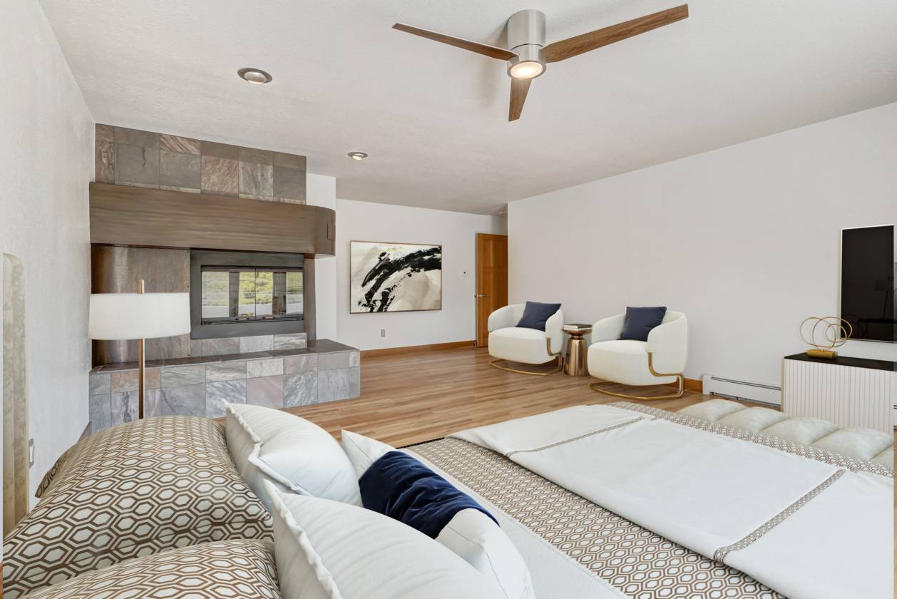 Equestrian Estate with Luxury Contemporary Home & Indoor Riding Arena - photo 16