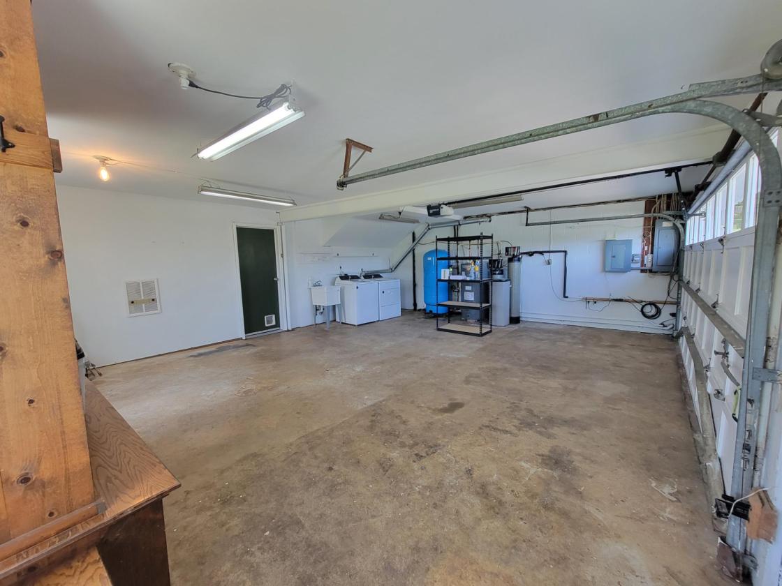 10-acre Horse Property with pool - photo 21