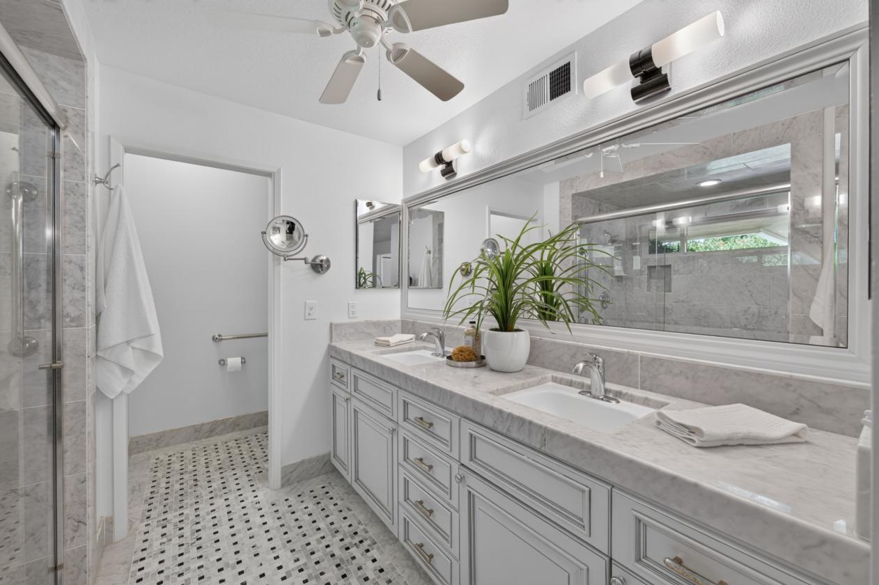 Extraordinary legacy estate in the Central Valley - photo 19