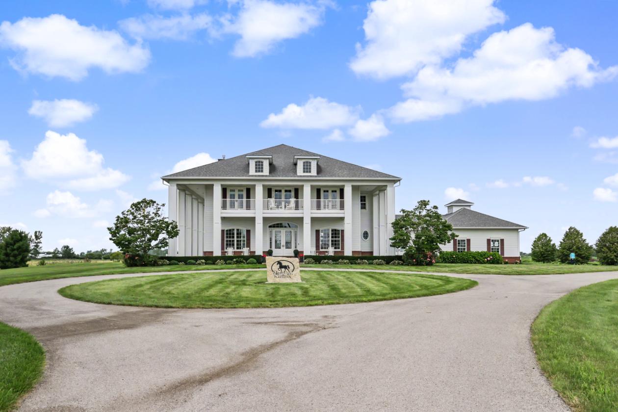 ONE-OF-A-KIND 10 ACRE EQUESTRIAN ESTATE - photo 6