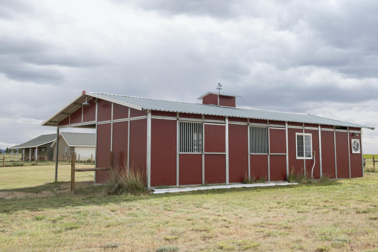 Exquisite Horse Property with Mountain Views - photo 9