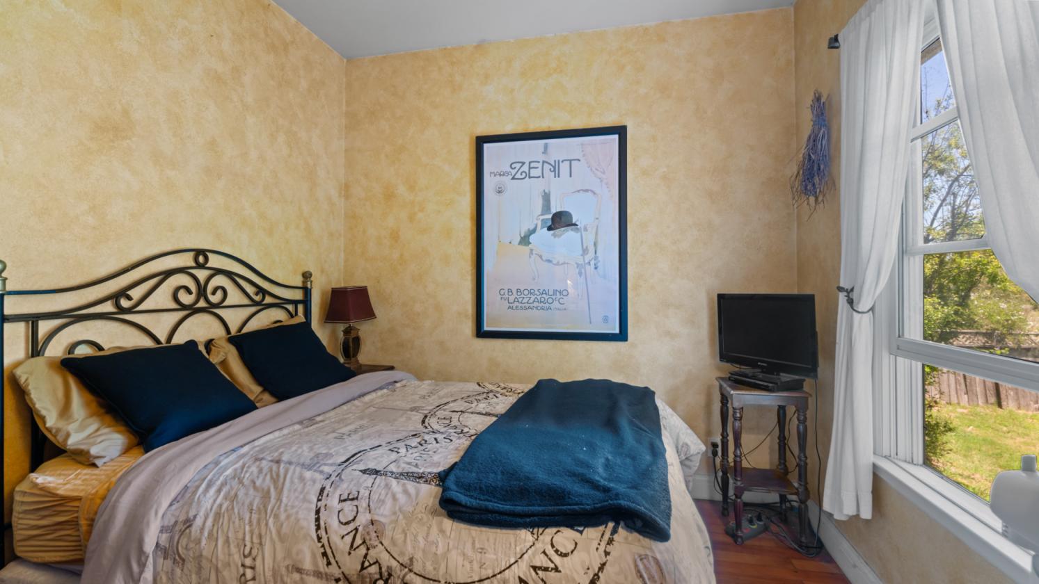 Beautiful 10 Acre Horse Property - photo 13