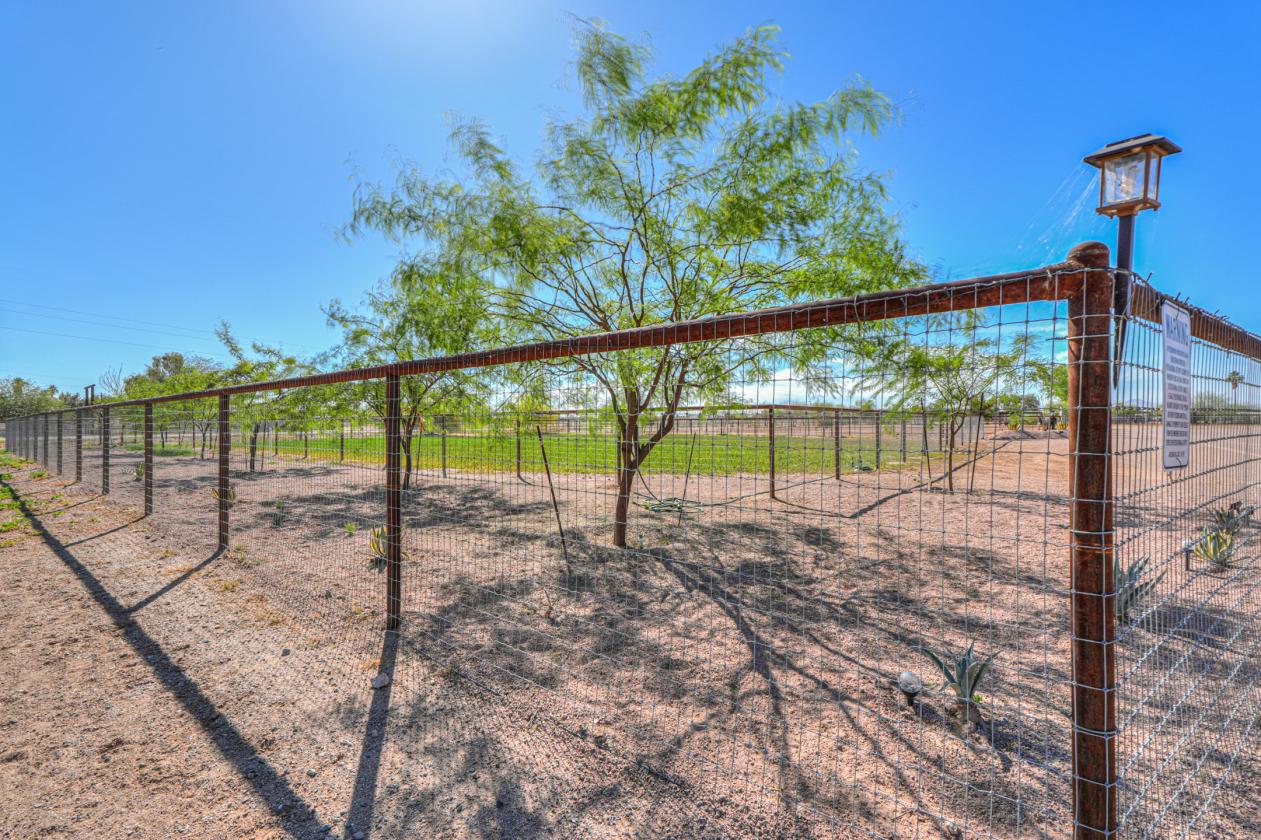 Move in ready horse property - photo 29