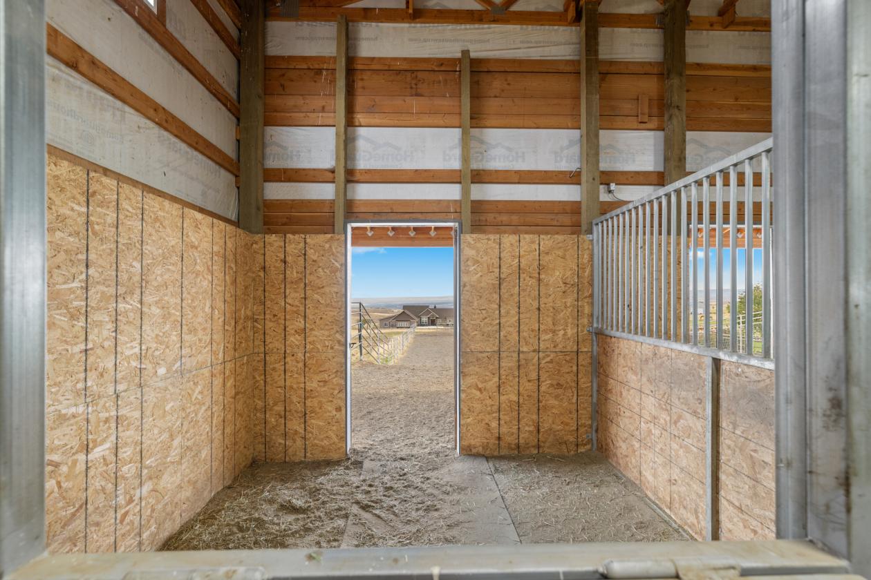 Horse property on 5 acres with 2021 home & barn/shop - photo 8