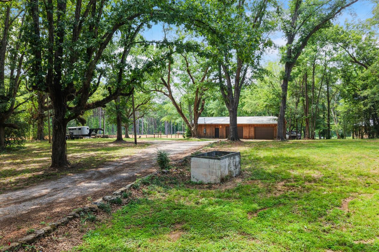 89.99 acre horse farm with lighted arena & more - photo 10