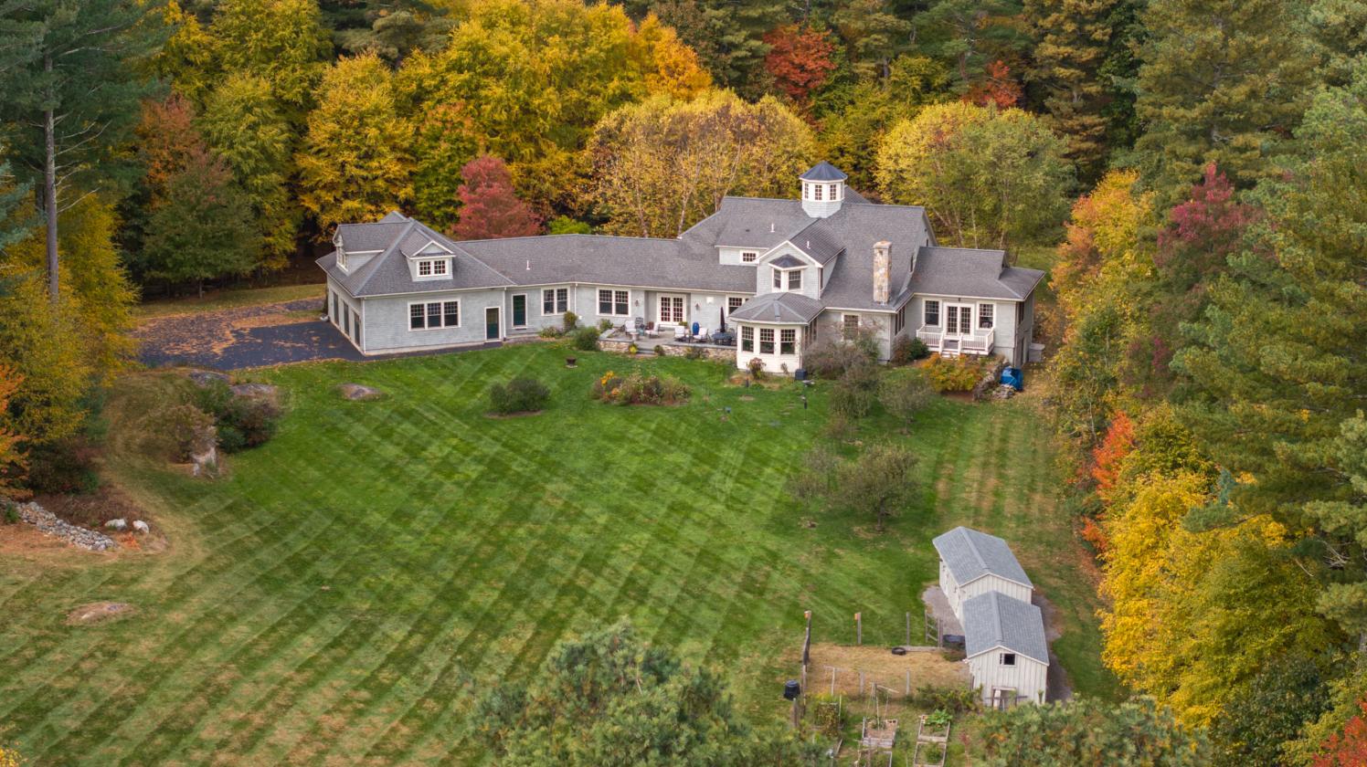Equestrian property set on 32 acres in Holliston - photo 10