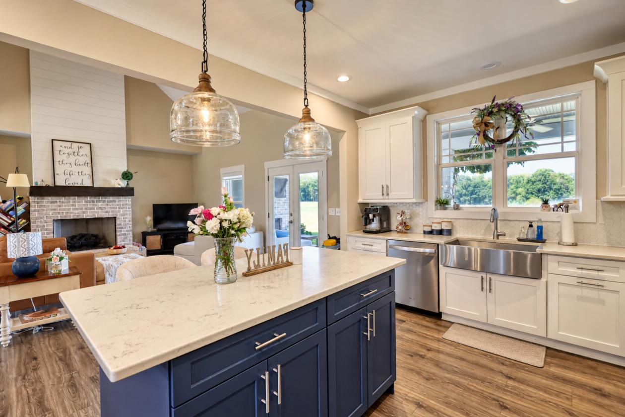 Modern ranch home on 5ac, 3 stall barn - photo 19