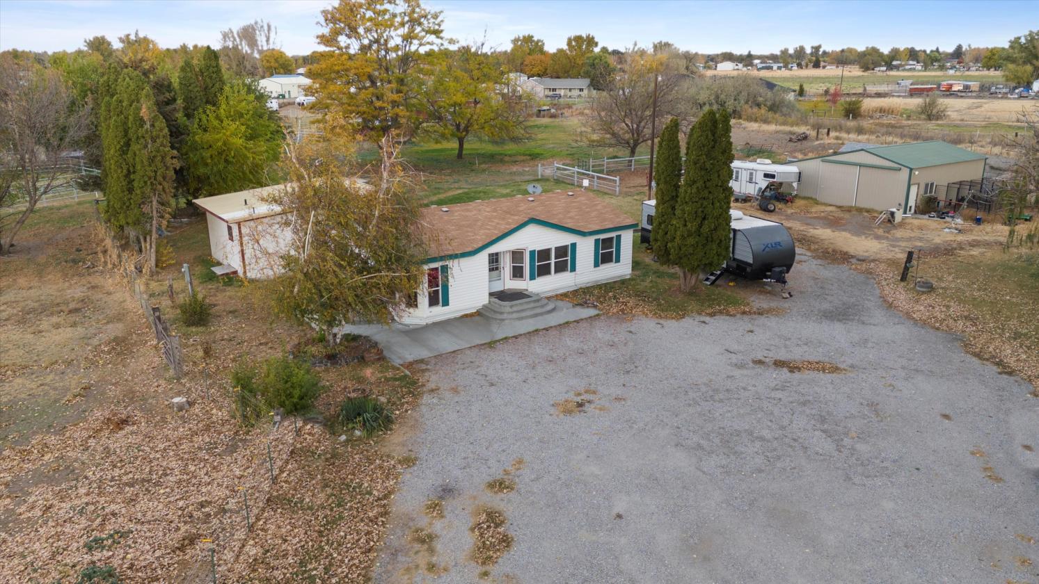 Horse acreage! Irrigated! In-laws quarters! - photo 3