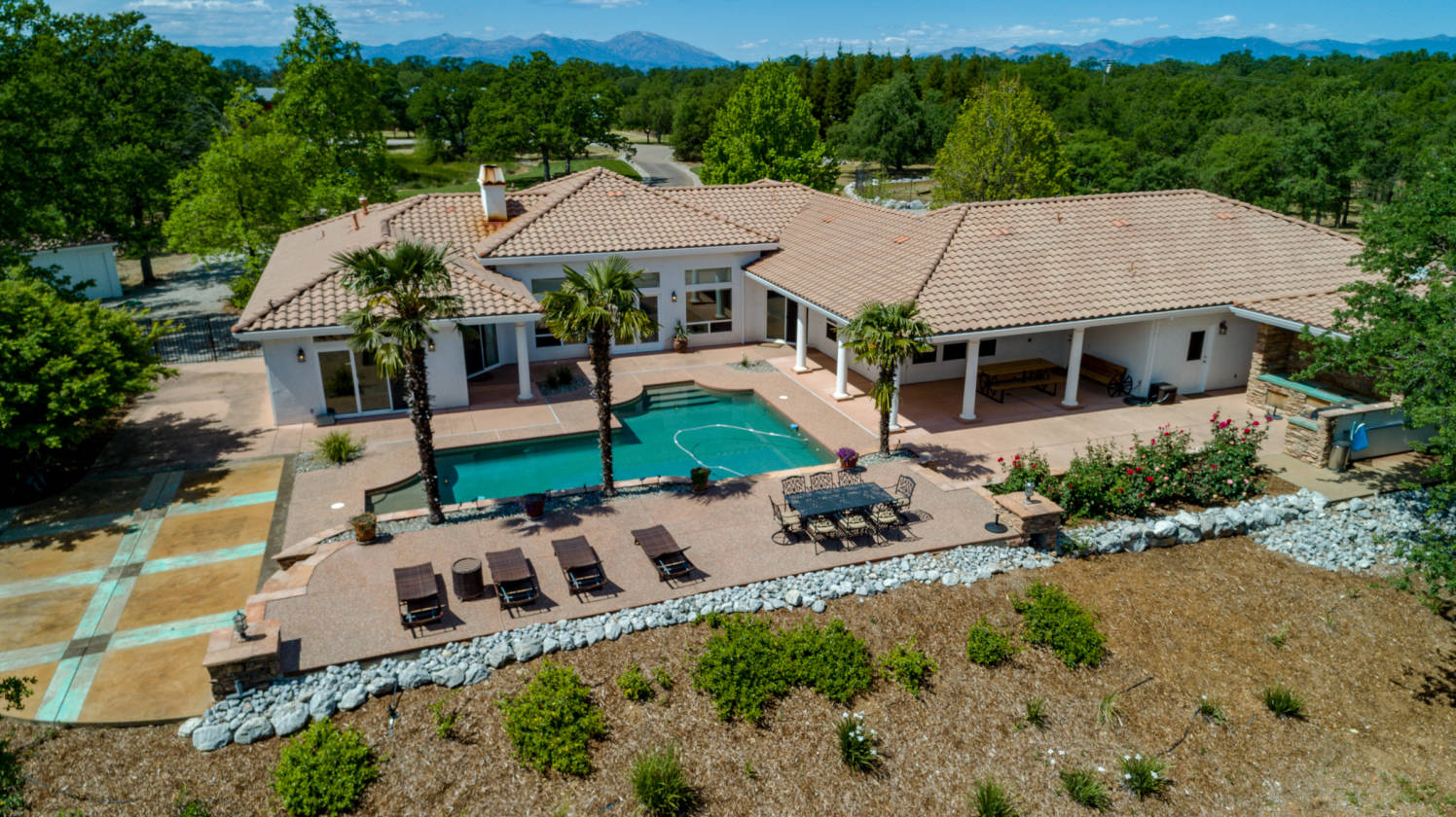 Luxury Equestrian Estate with Covered Arena Palo Cedro, Shasta County
