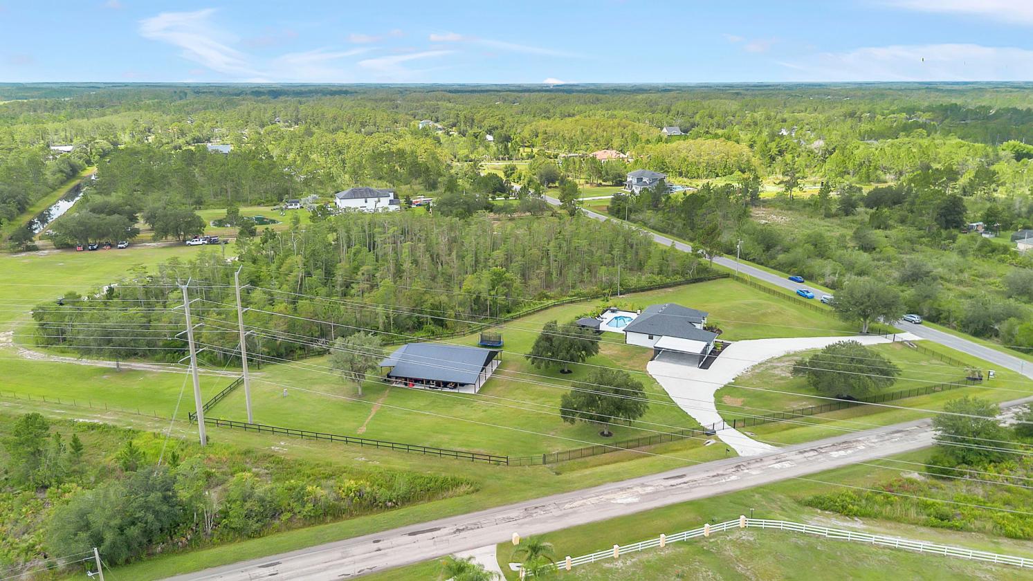 Luxury Modern Farm House Estate - photo 26