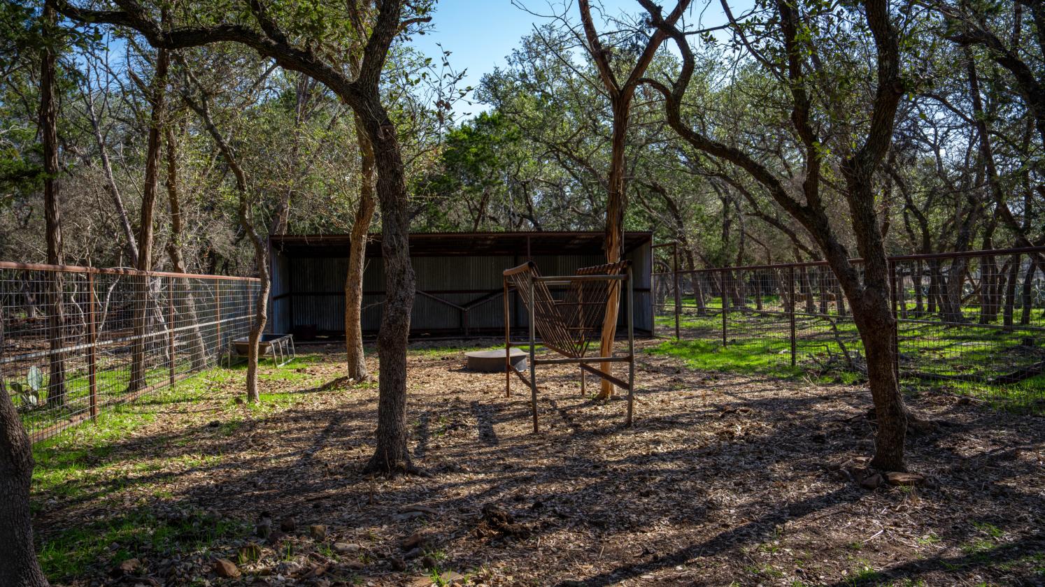 19.99 Acres With 2 Homes, Ideally Fenced - photo 5