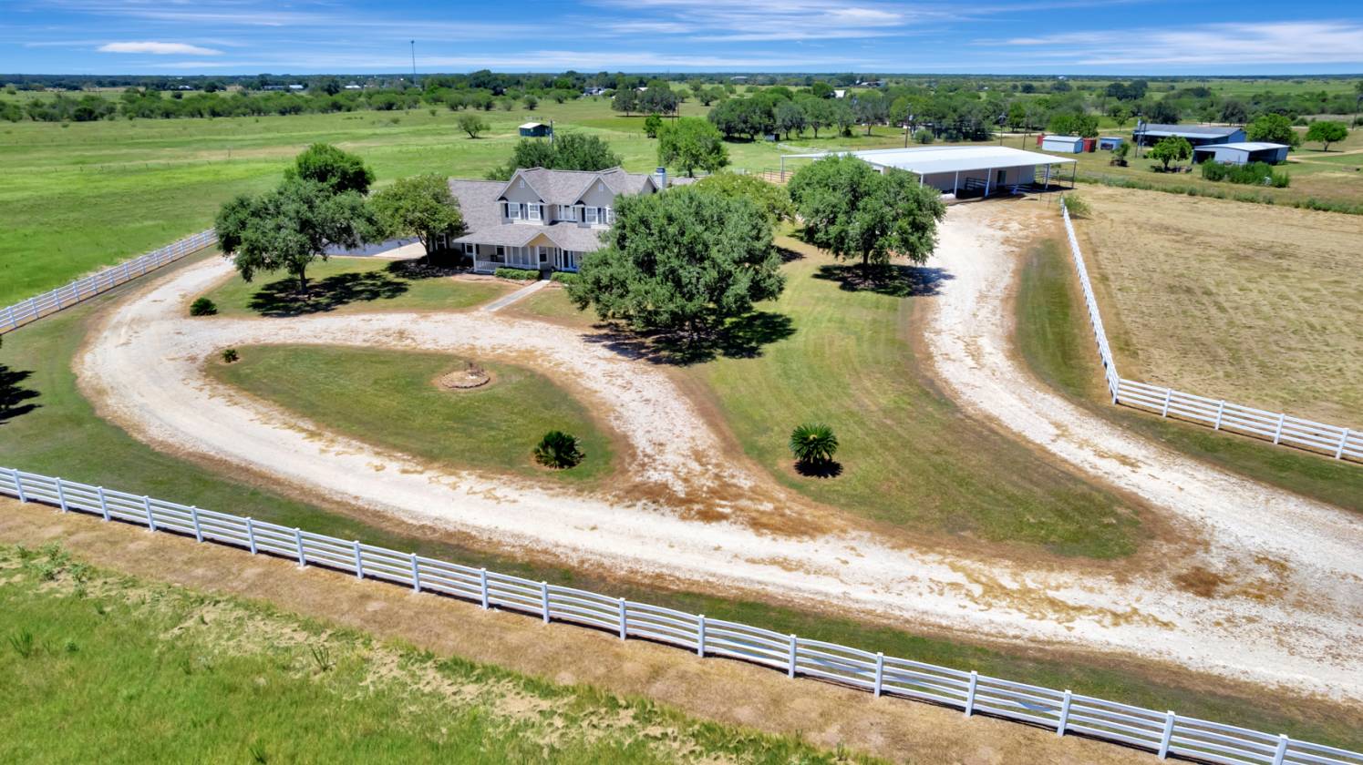 Horse Property for sale.