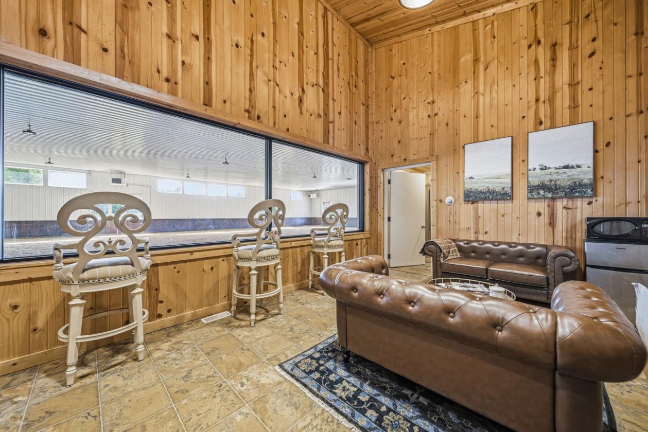 Meadow Creek Ranch Premier  Equestrian Estate - photo 8