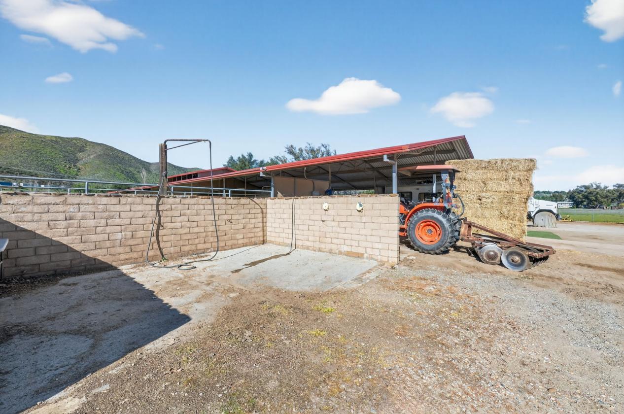 Sprawling 19 acre So Cal Working-Rodeo Ranch - photo 29