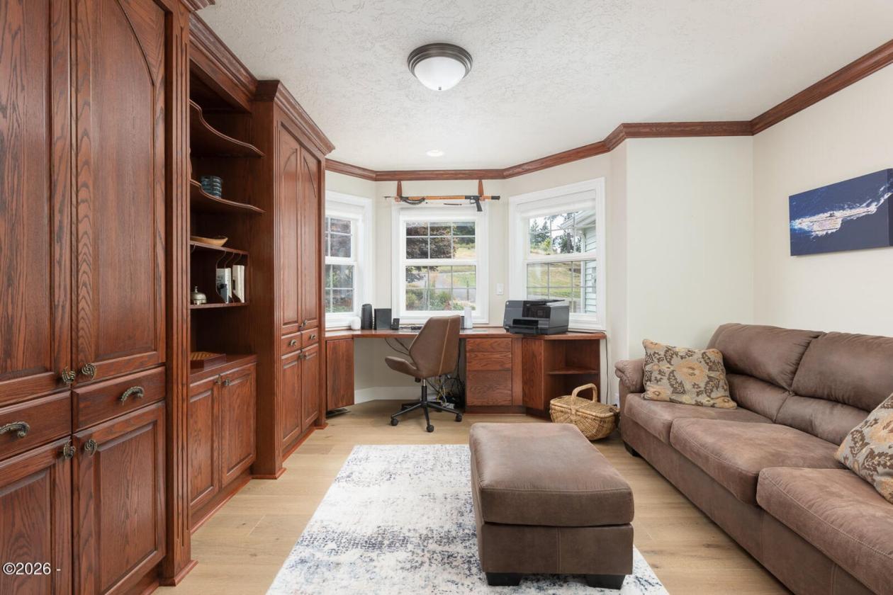 Exceptional Oregon Coast Estate - photo 22