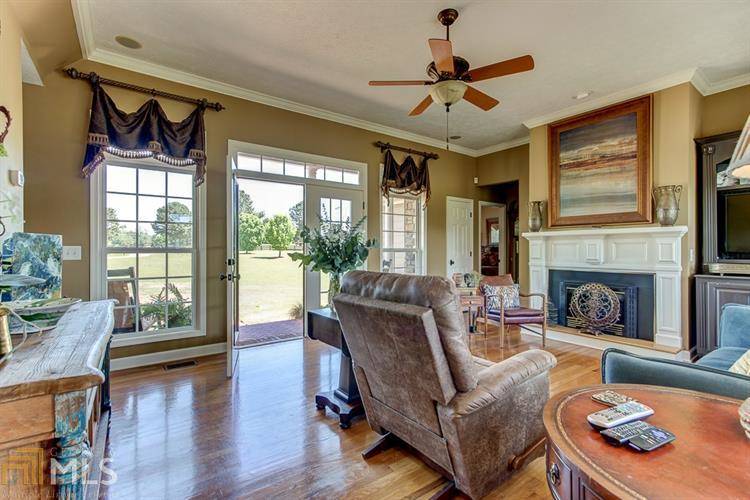 Horse Farm in Moreland Ga is in mint condition!!! Moreland, Coweta