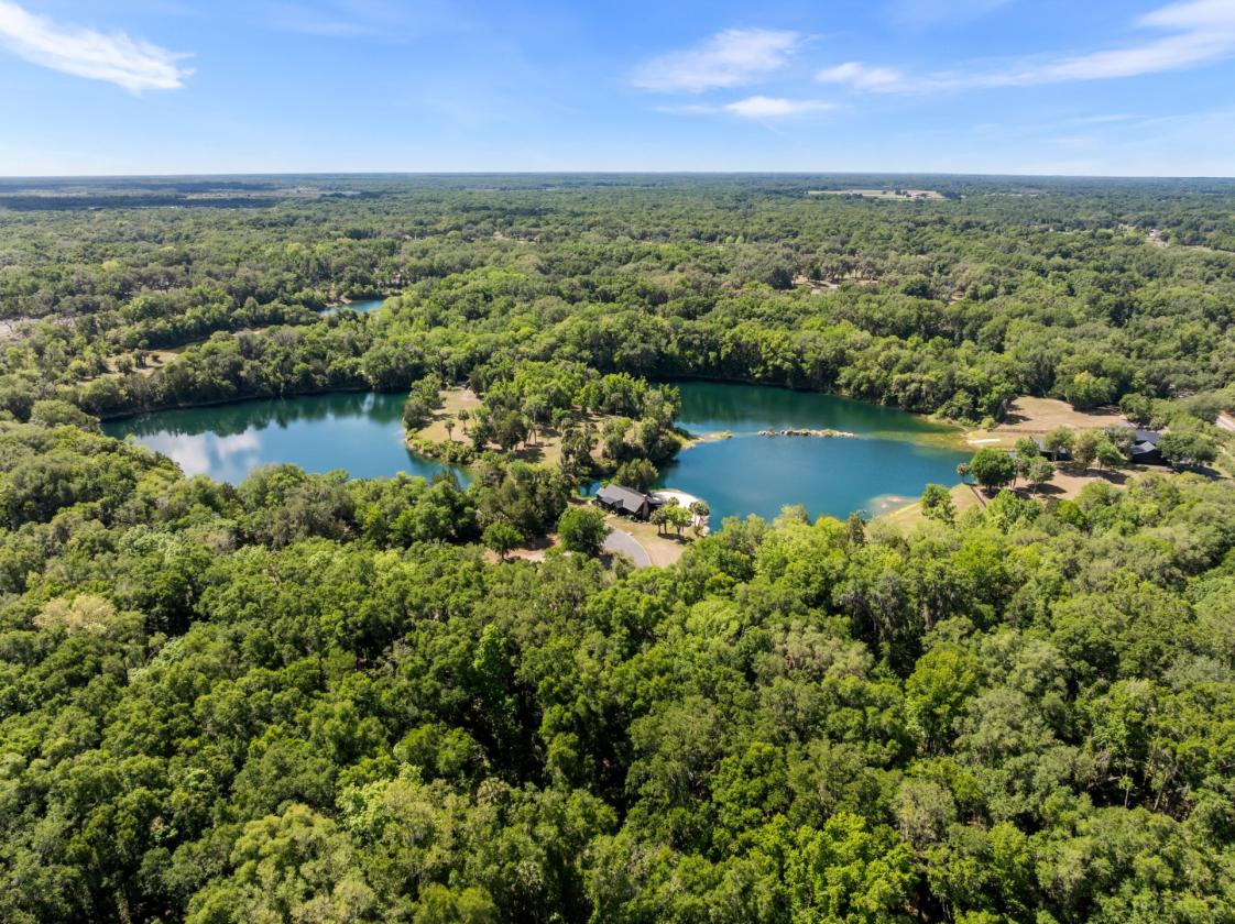 The Quarry Estate-Waterfront Equestrian Retreat - photo 15