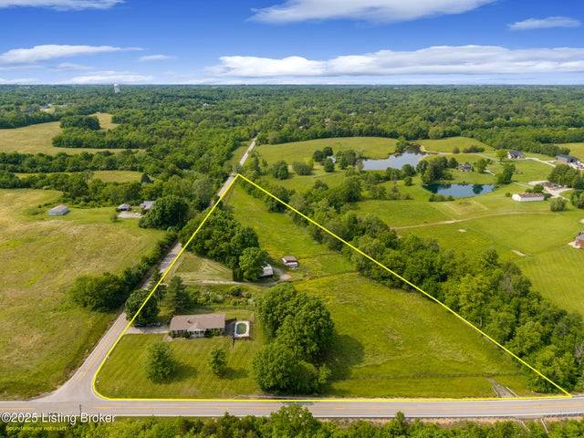 Horse Property for sale.