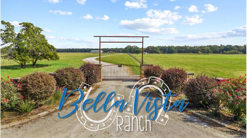 Wonderful horse property "Bella Vista Ranch" located just NW of