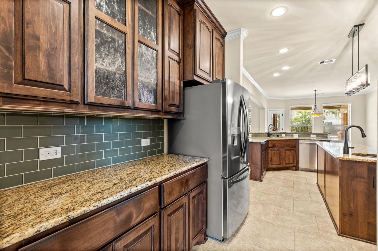 Exceptional Private Acreage Estate - photo 29