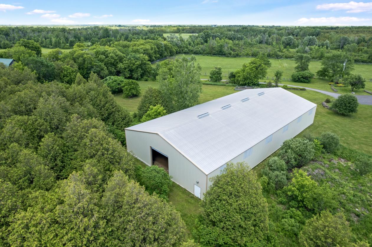 LUXURIOUS 195 ACRE EQUESTRIAN ESTATE - photo 6