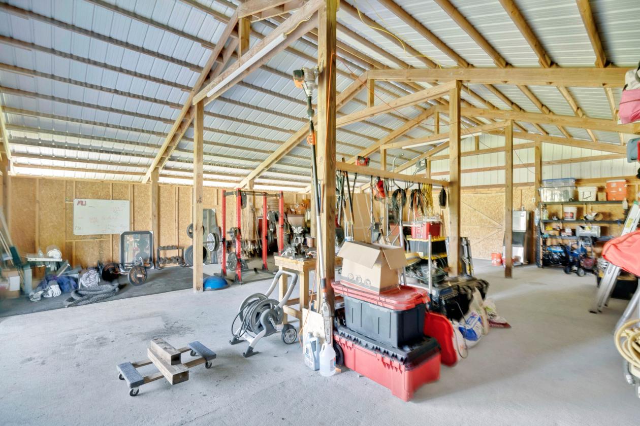 Luxury Modern Farm House Estate - photo 22