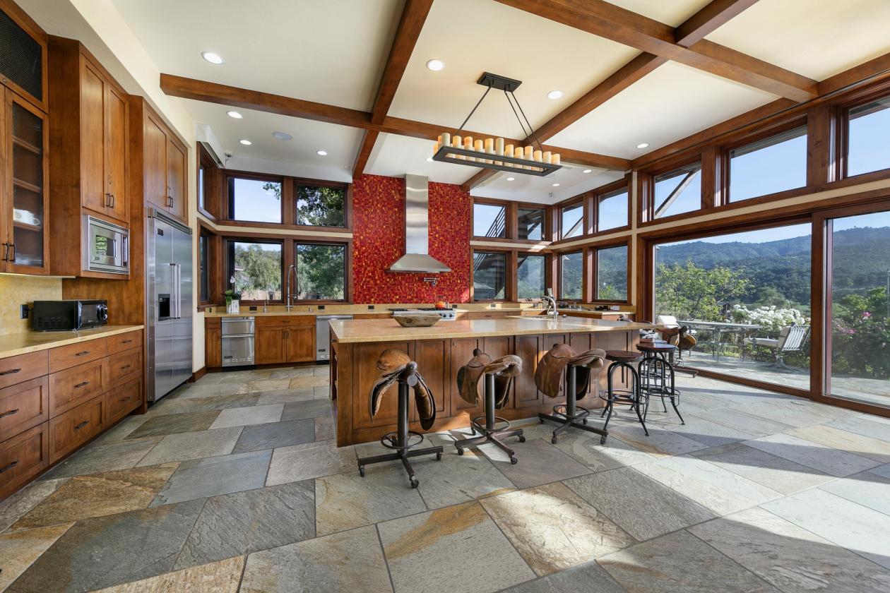 Ojai's Best Buy - photo 9