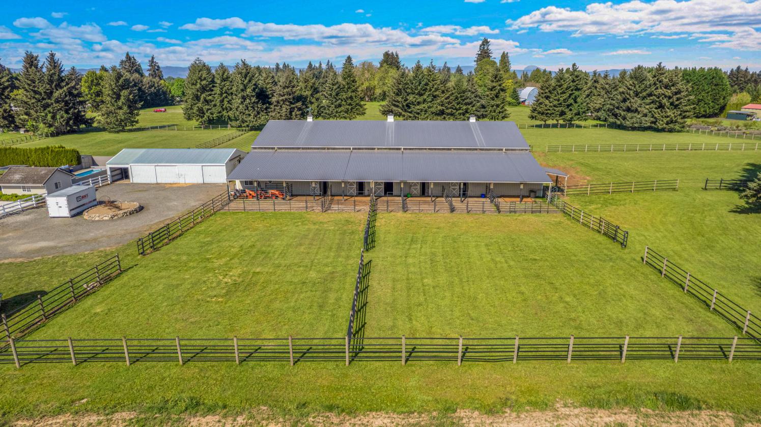Close-In Horse Property with indoor riding arena - photo 5