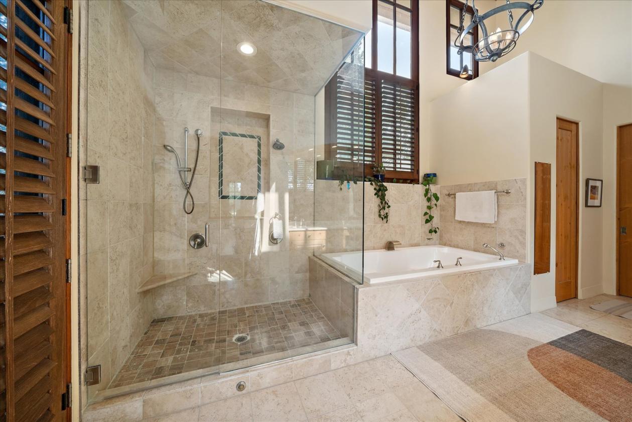 Exquisite 18 Acre Equestrian Estate - photo 17
