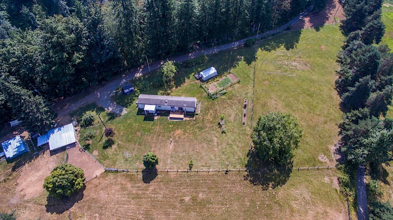 9.86 Acres Lindell Beach BC Canada (10 min to Cultus... Lindell Beach