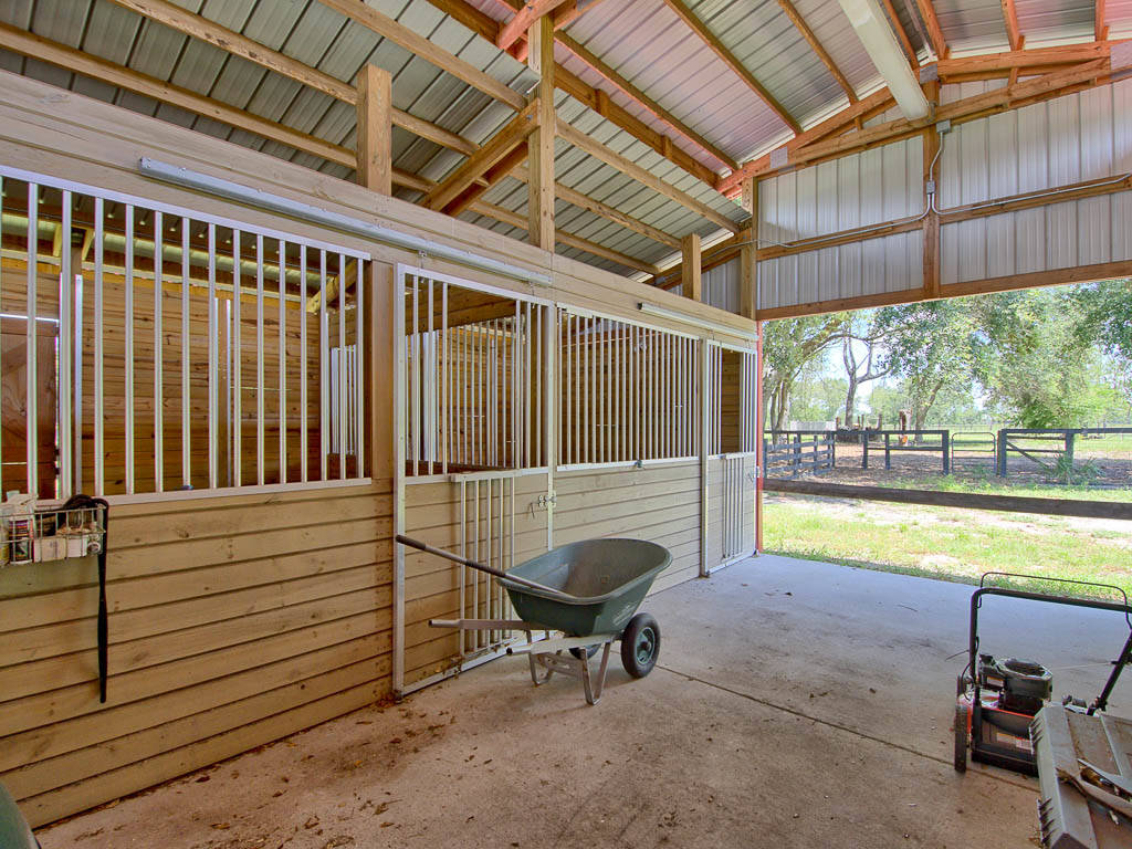 House with acreage Tavares, Lake County, Florida