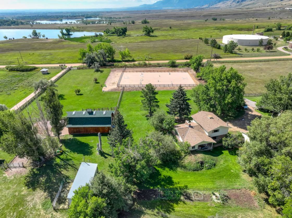 Horse Property for sale.