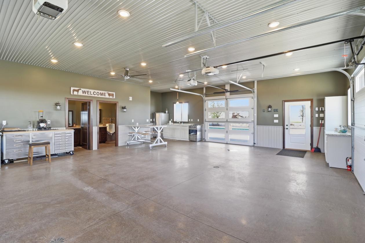 Custom Country Estate - photo 12