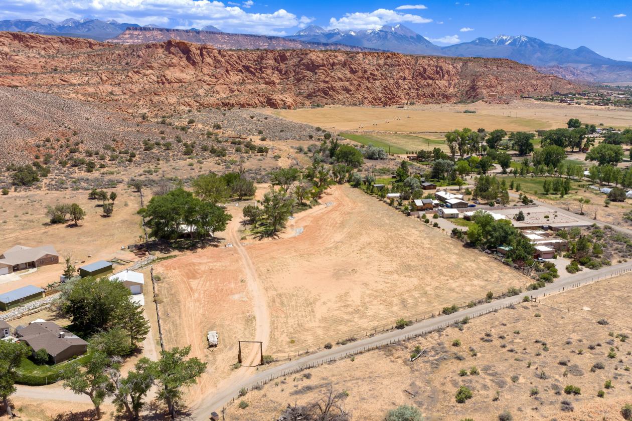 PRIZED AGRICULTURAL ACREAGE IN MOAB - photo 21