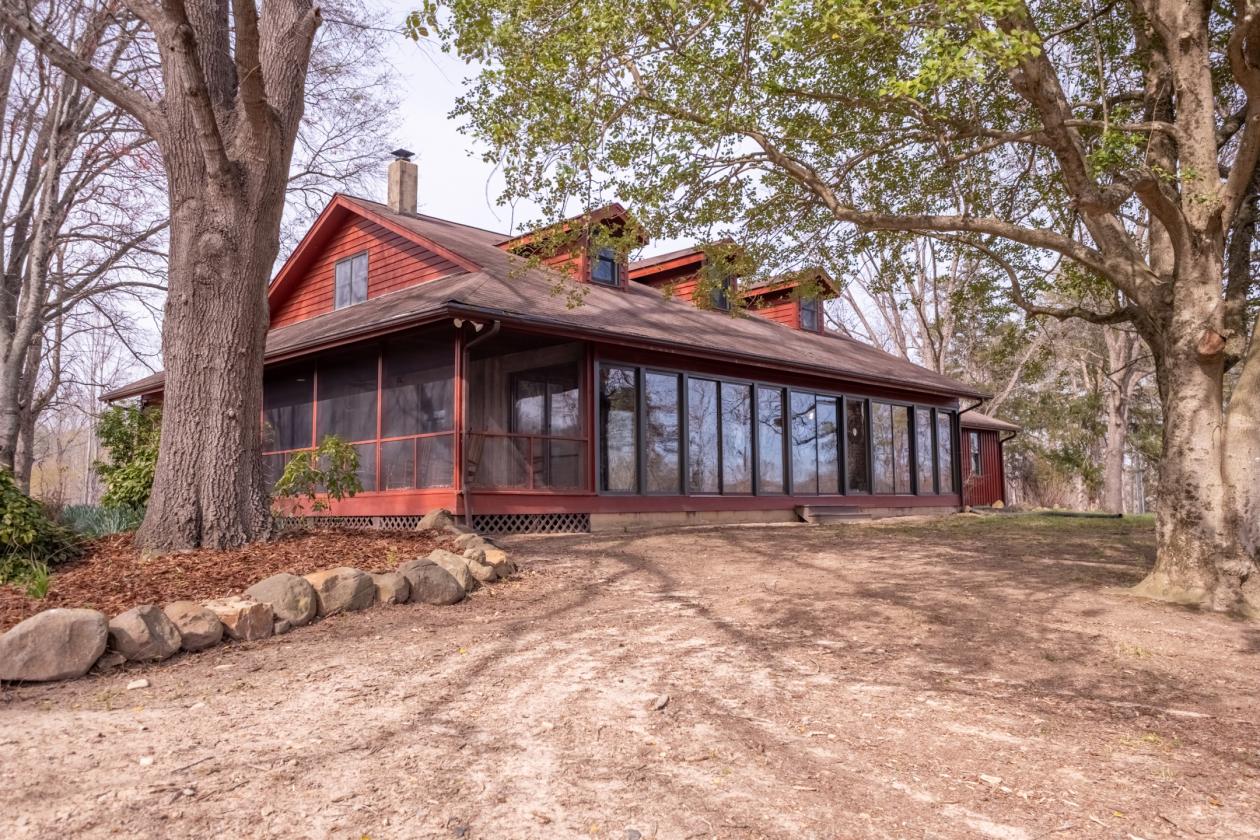 Private Turn Key Horse Farm & MUCH more to offer - photo 4