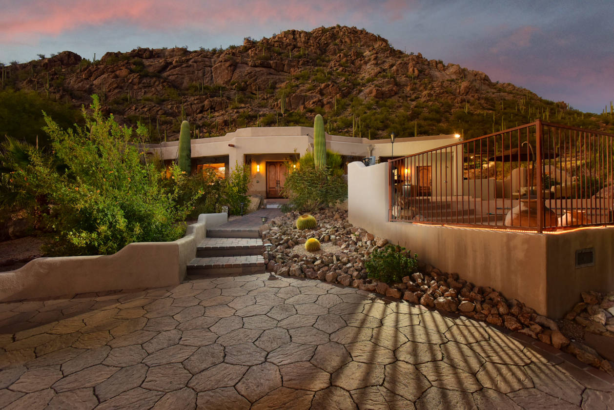 Tucson 11 Acres Equestrian Estate Tucson, Pima County, Arizona